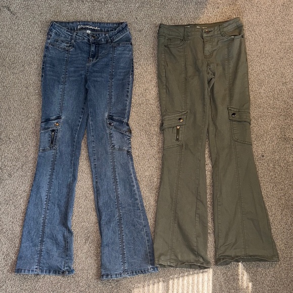 No Boundaries Flare Cargo Jeans Bundle - Picture 1 of 12